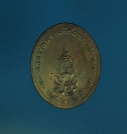 10608 เหรียญพระแก้วมรกต วัดพระศรีรัตนฯ กรุงเทพ ปี 2525 เนื้้อทองแดง 10.3