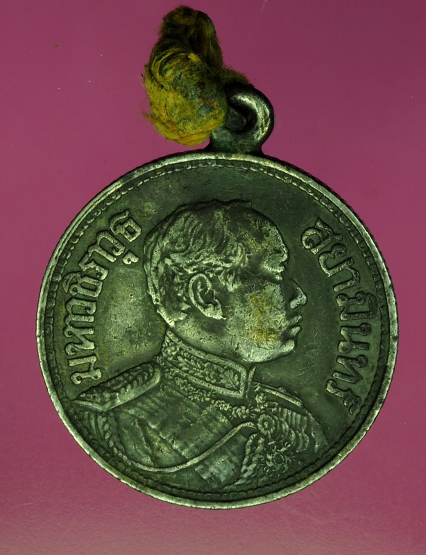 14561 เหรียญกษาปณ์ในหลวงรัชกาลที่ 6 ราคาหน้าเหรียญ 1 บาท พ.ศ. 2458 เนื้อเงิน 16